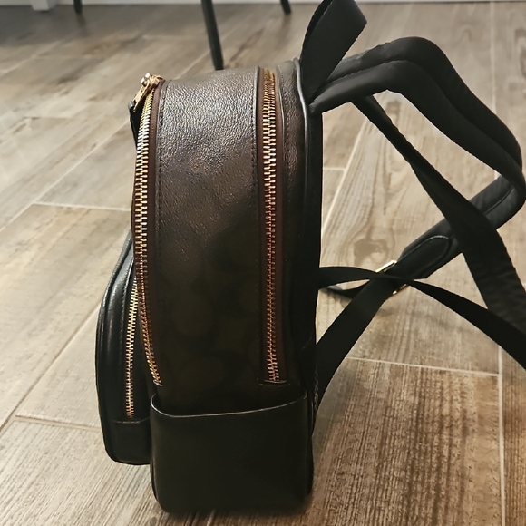 17 laptop backpack genuine leather Astoria” inch Anti Theft Backpack Male Fem Vintage Black Abu Garcia mesh backpack Model:C-5000 Its not only used